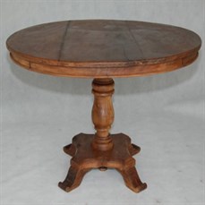 Locação mesa redonda madeira 