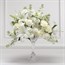 Arranjo de flores brancas para casamento