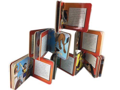 Mulher Maravilha - Aventuras da super-heroína-Box com 6 Mini Livros 